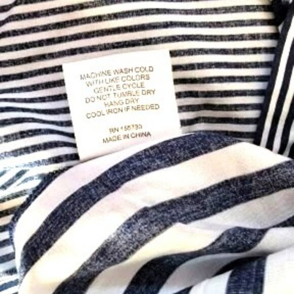Jane and Delancey Long Sleeve Navy Blue and White Stripes Shirt in Size Large - Picture 6 of 6